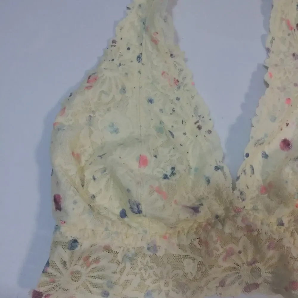 Victoria’s Secret PINK Cream Floral Halter Bralette Size M